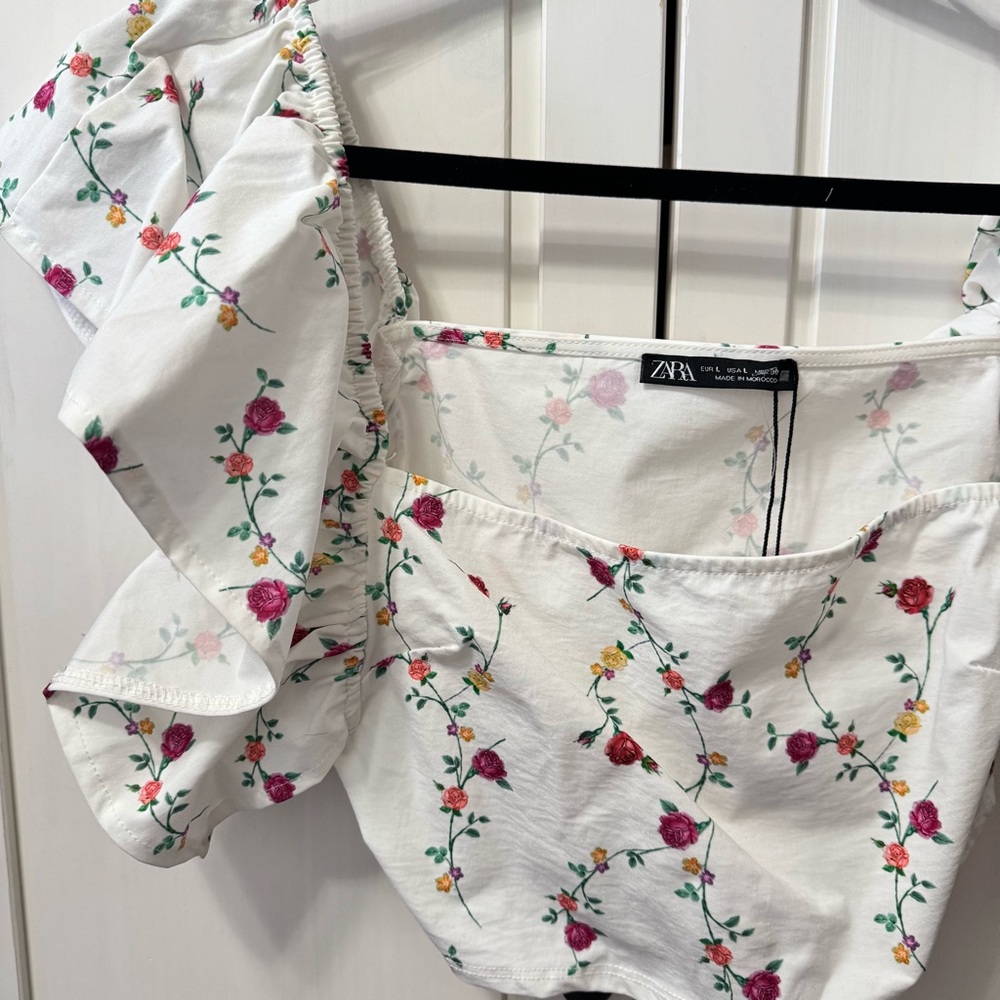 Zara Floral Puff Sleeve Crop Top NWT Size Large - Picture 4 of 6